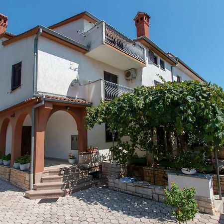 Irena'S Place A1 Ровінь Екстер'єр фото