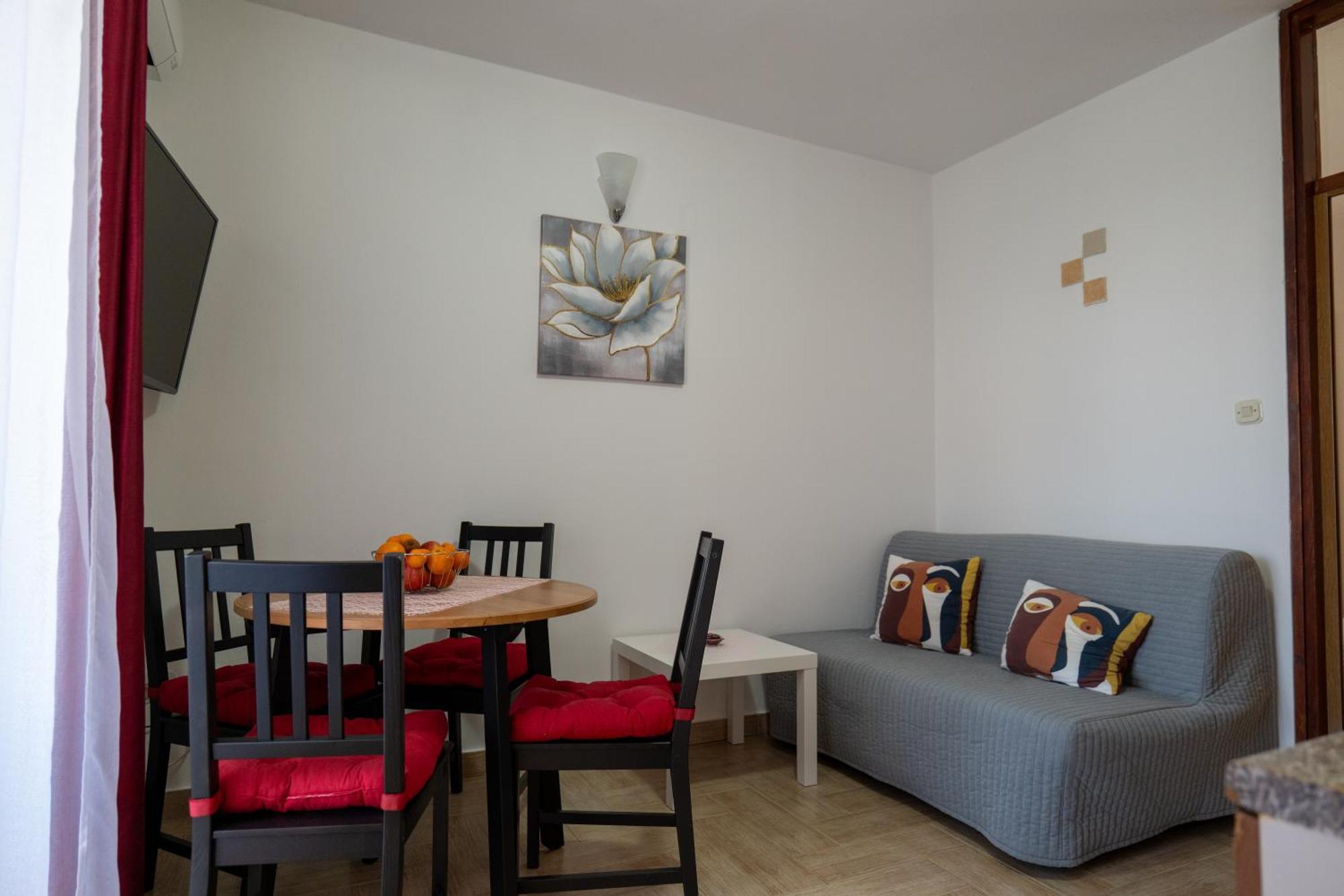 Irena'S Place A1 Ровінь Екстер'єр фото