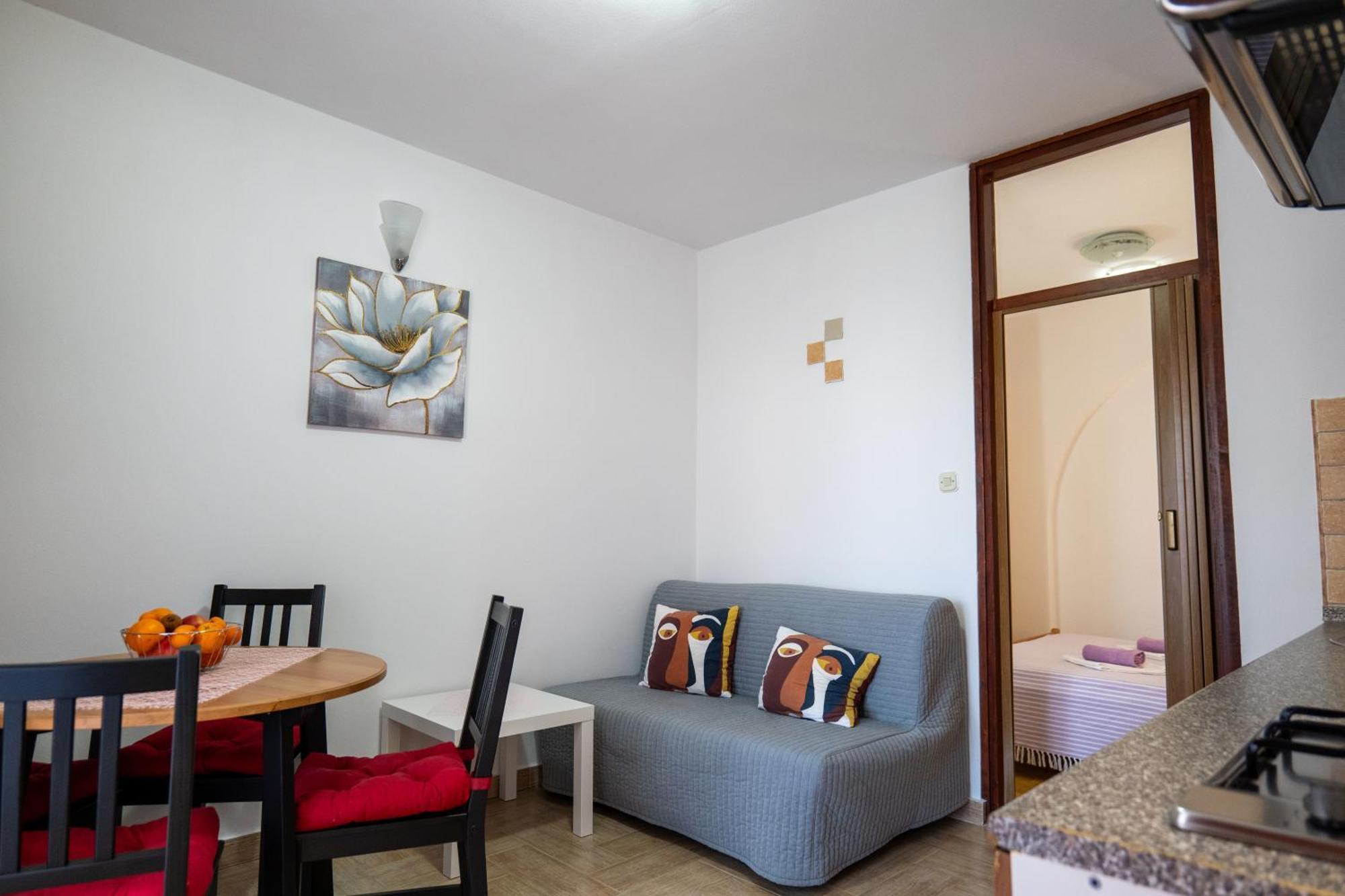 Irena'S Place A1 Ровінь Номер фото